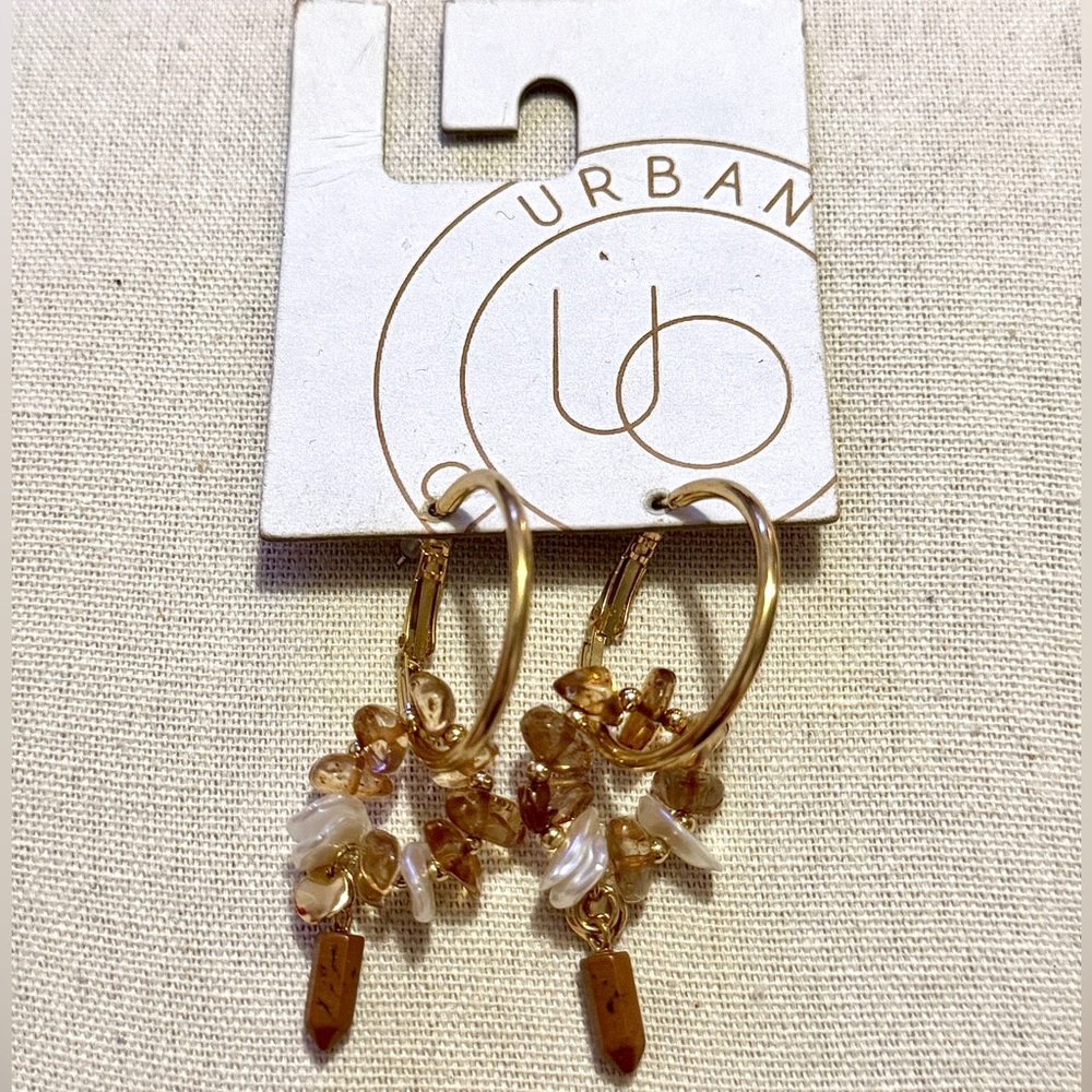 Urban Outfitters Gold and Brown Beaded Cluster Earrings